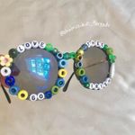 Notre Dame beaded sunglasses Blue Photo 1