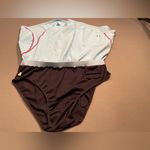 Under Armour Women’s Running Shorts, size XL Photo 4