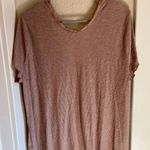 Nike Woman’s Detailed Shirt Photo 0