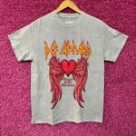 Def Leppard Bringing on the Heartbreak Heavy Metal Tee M Photo 0
