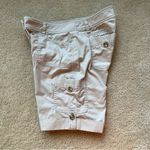 White House | Black Market  Women’s Khaki Bermuda Shorts - Size 2 - VGUC - Stretch Photo 4