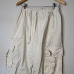 Abercrombie & Fitch Abercrombie White Cream Cargo Pants Photo 4