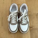 Alo Yoga Sneakers Recovery Mode Size US7 White Brown Photo 5