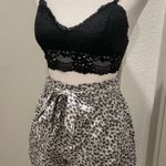 Aerie American Eagle AE White & Grey Leopard Animal Print Paper Bag Shorts - M Photo 14