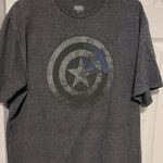 Marvel  captain America shirt size xl Photo 0