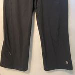 Mountain Hardwear  Women’s Black Hiking Capri Pants Belted Nylon Blend Size 4 Photo 5