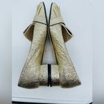 Gucci Gold Metallic leather GG fringe Marmont 30mm Heeled Loafer pumps EU 41 Photo 5