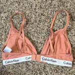 Calvin Klein Bra Photo 1
