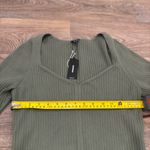 EXPRESS NWT  Olive Green Ribbed Sweetheart Neckline LS Sweater – Women’s Large Photo 4