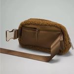 Lululemon Everywhere Fleece Belt Bag Vol 1L in Brown Photo 5