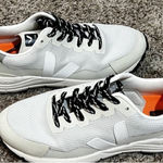 VEJA Dekkan Alveomes Womens Sz 9 Off White Comfort Vibram Soles Sneakers Shoes Photo 0