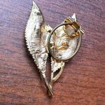 Vintage Double Leaf Clasp Pinless Brooch Pin Gold Tone Photo 8