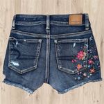 American Eagle  Shorts Women’s 0 Blue Hi Rise Shortie Stretch Floral Embroidered Photo 1
