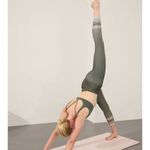 Athleta  M Elation Ultra High Rise 7/8 Legging Green Abstract Medium Photo 2