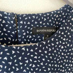 Banana Republic  Navy Blue Floral 3/4 Sleeve Crew Neck Shift Dress 8 EUC Photo 4