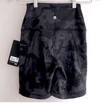 90 Degree Camouflage Black Gray High Rise Biker Shorts Pockets Size XS NWT! Photo 2