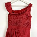 Mac Duggal  Draped One Shoulder Chiffon Gown in Crimson Red Size US 4 Photo 5