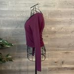 H&M Burgundy, long sleeve, V-neck cropped women’s top Photo 2