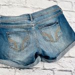 Hollister Shorts Womans 1/25 Midi Longest Length 4" Inseam Medium Wash Cuffed He Photo 8
