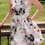 Studio One White Floral Sleeveless Dress Photo 0