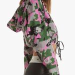 Koral  Womens Paisley Camo Clover Energy Active Crop Hoodie Bandana Troop sz S Photo 96