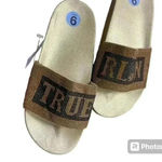 True Religion  jasmin studded slip on sandals gold. Sz 9. NWT Photo 2