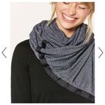 Lululemon houndstooth vinyasa scarf Photo 0