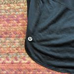 Lululemon TWIST AROUND 2 n 1 BLACK ATHLETIC BRA TANK COMBO WORK OUT Photo 6