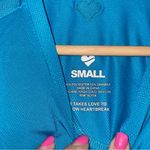 Heartbreak Blue Firehouse Moisture Wicking Short Sleeve T Shirt Size Small Blue Photo 4