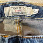 Torrid  Girlfriend Follow Your Heart Love Always Jeans Size 26R Photo 2