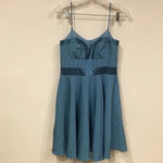 Laundry by Design  Sheer Accent Dress Size 4 EUC Photo 1