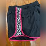 Sporto  Elegant Black Apparel Photo 2