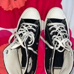 Converse Embroidered  High-Top Photo 2