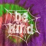 Gildan  Tie Dye Multicolored Print Shirt With Quote Be Kind Size S Photo 1