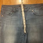 D. Jeans  women’s jeans size 6. Photo 3