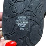 Roxy New Caila Black Wedge Flip Flop Sandal Black size 8 Photo 4