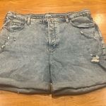 Old Navy  women’s button fly sky-hi short extra high rise jean short size 18 . Photo 0