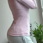 Lululemon Long Sleeve Photo 2