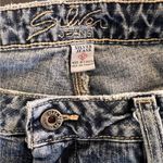 Silver Jeans  Phoenix Jeans Photo 11