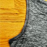 Yogalicious Grey Athletic Workout Yoga Tank Top Sleeveless Top Size S EUC Photo 4