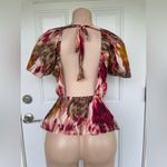 Love The Label legant Open Photo 3