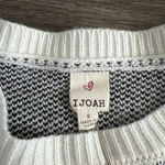 IJoah Oversized Flower Knit Crewneck Sweater Black Size‎ Small Photo 1