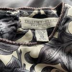 Valerie Stevens Vintage Valerie Steven’s 100% silk long sleeve floral blouse ivory/gray 10 Photo 2