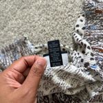 Daytrip  V-Neck women’s blouse Photo 8