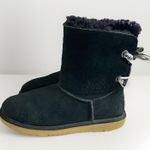 UGG  Bailey Bow II 1100492K Black Suede Slip On Winter Boots Big Girls US 6/W7 Photo 1