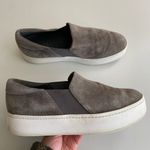 Vince Warren Platform Sneaker Suede Gray 9.5 sneakers Photo 0