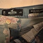 Hollister Jeans Shorts High-Rise Short-Short Vintage Pink Floral Photo 1