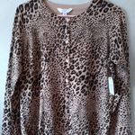 Time And Tru  leopard print women's sweater Photo 3