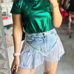 Boutique NWOT Metallic shiny short sleeve top size M Photo 2