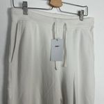 Nike Yoga Luxe Women's 7/8 Length Standard Fit Photo 2